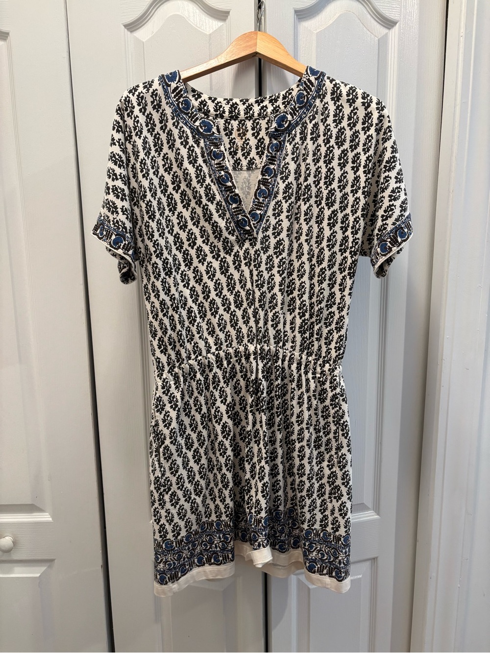Tory Burch Cream and Navy Printed Short Sleeve Dress